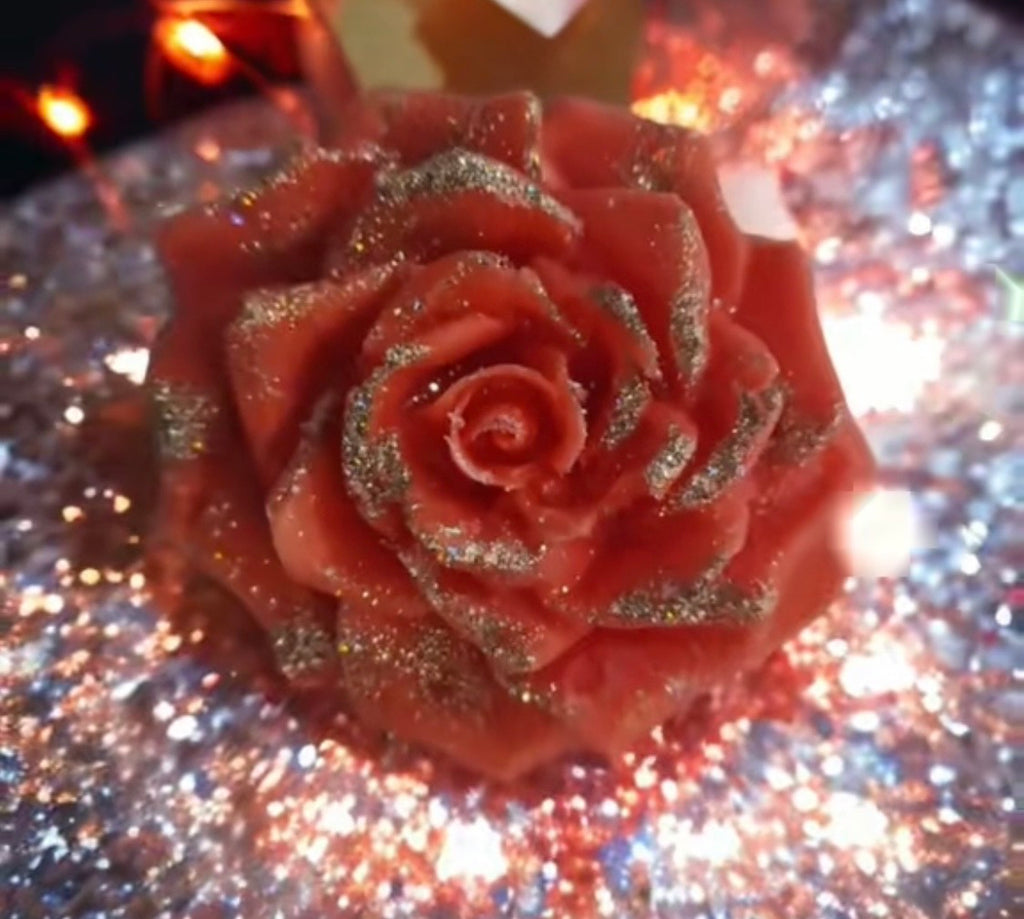 Christmas Rose Collection – Pack of 10 Festive Fragranced Roses”