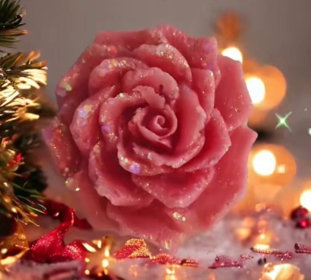 Christmas Rose Collection – Pack of 10 Festive Fragranced Roses”